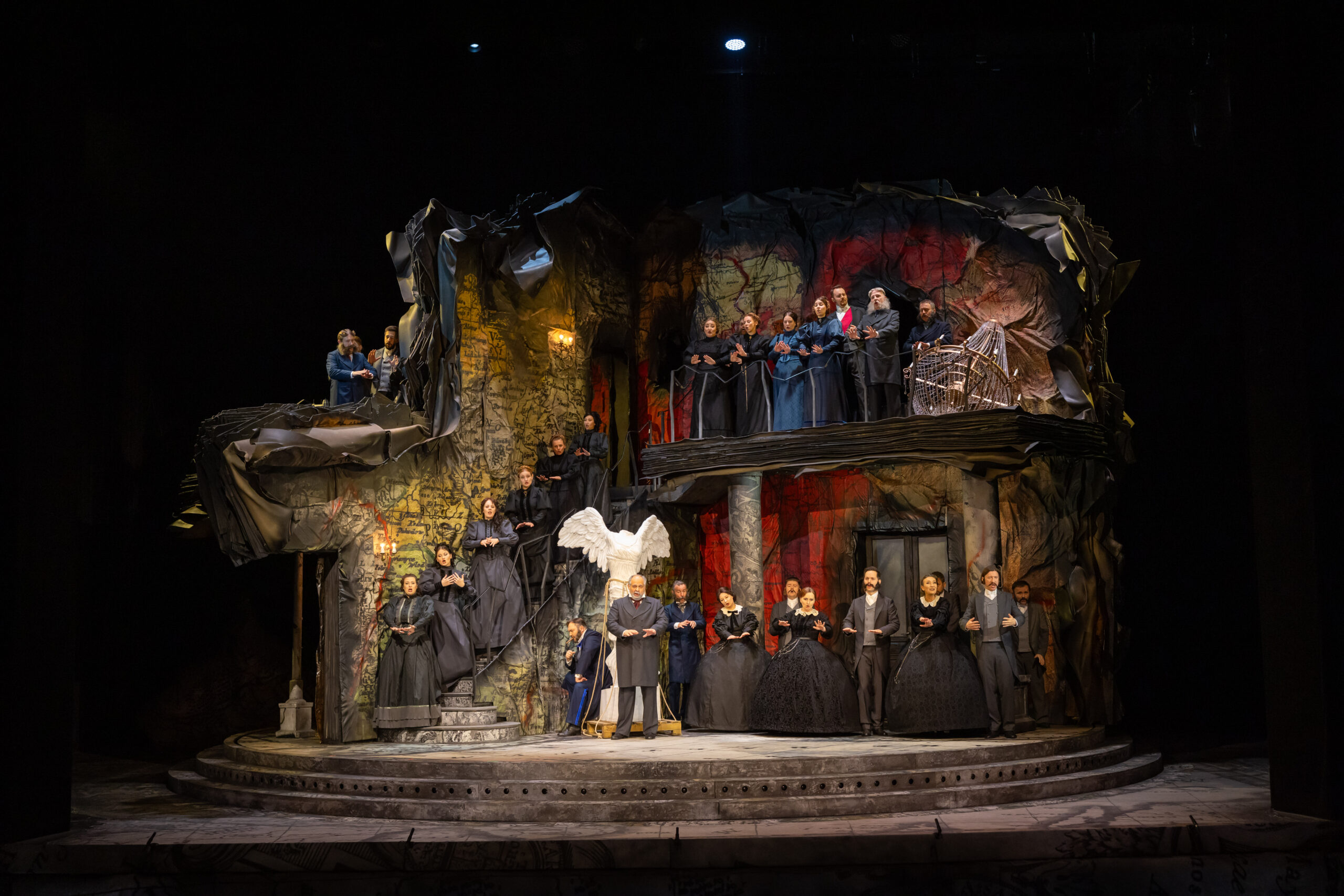 Mądra, nowoczesna i potrzebna Moniuszce inscenizacja „Hrabiny” w Teatrze Wielkim w Poznaniu