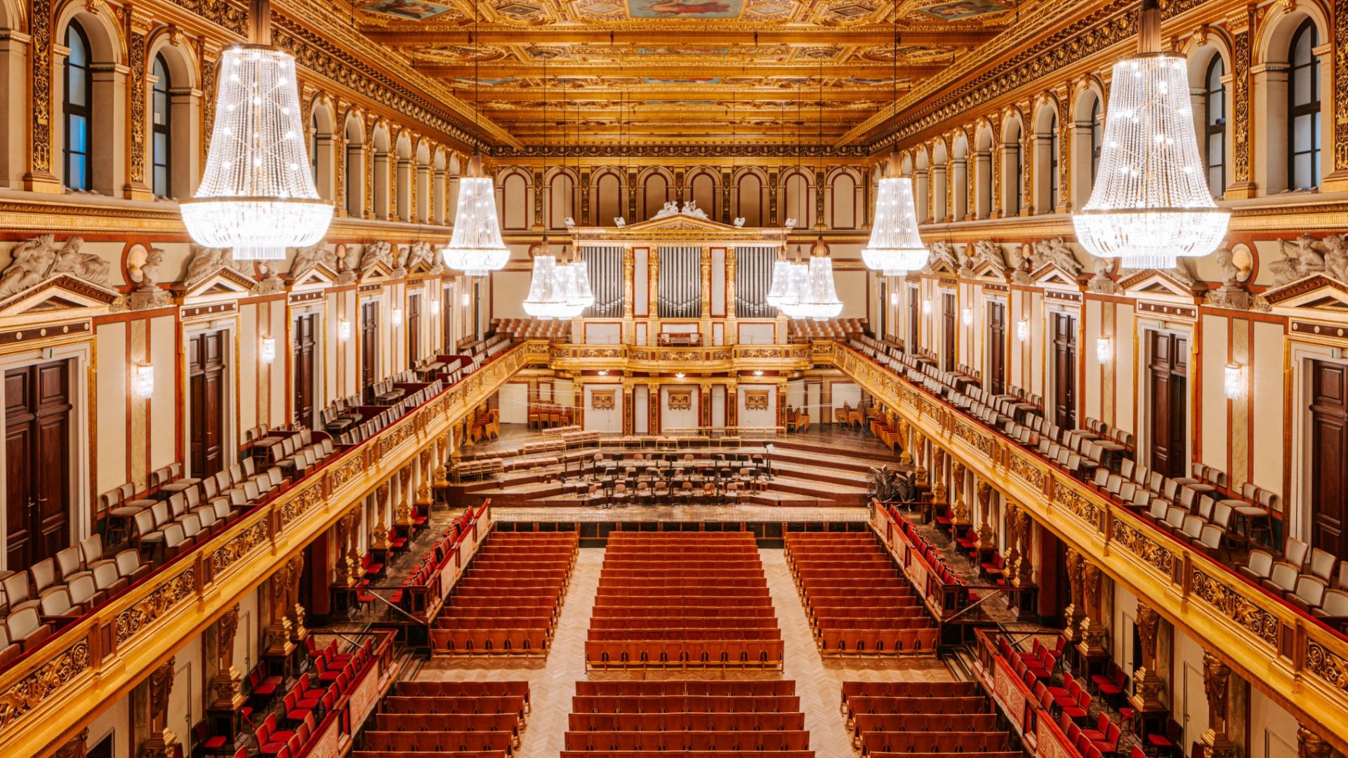 Wysyp noworocznych koncertów w teatrach operowych i filharmoniach w Polsce